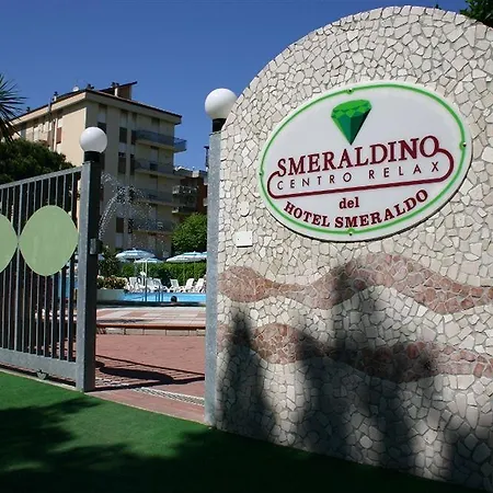 ホテル Smeraldo 4*