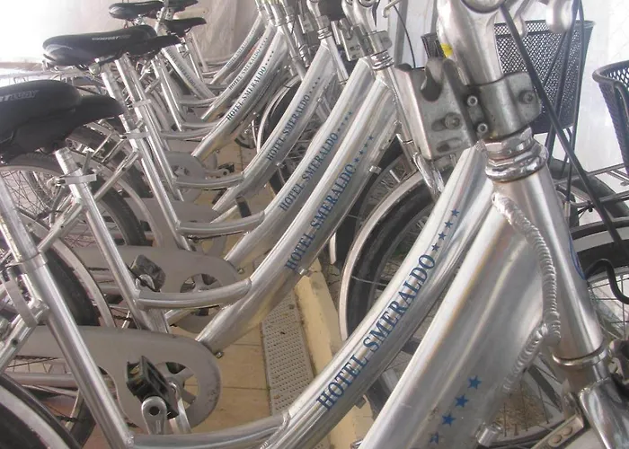 Ξενοδοχείο Smeraldo 4*