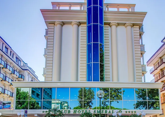 Smeraldo 4* تْشيزيناتيكو